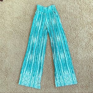 Turquoise and white wide cut pants